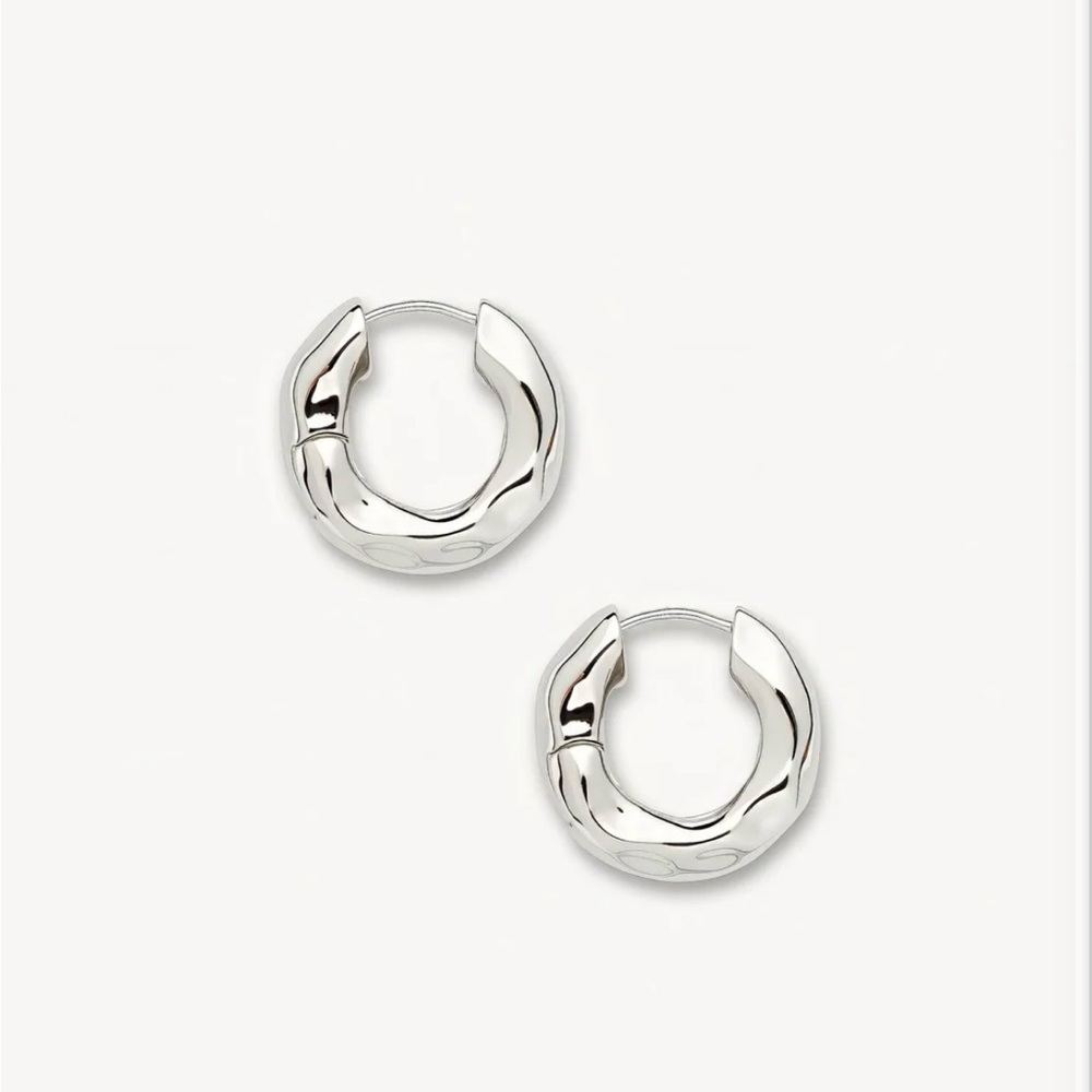 Machete Wavy Chunky Hoops